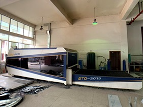 先進(jìn)激光設(shè)備