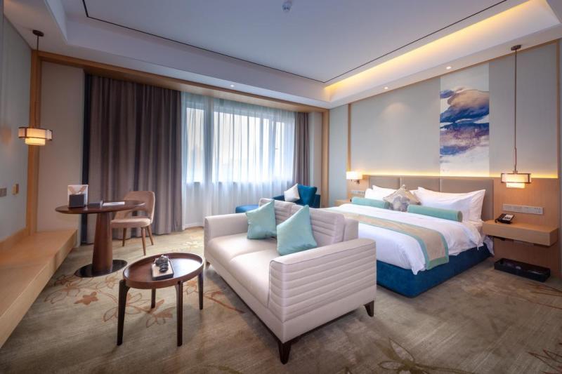 濟(jì)南書(shū)香世家酒店大堂藝術(shù)陳設(shè)。標(biāo)識(shí)制作工廠生產(chǎn)參考-[巨匠標(biāo)識(shí)]