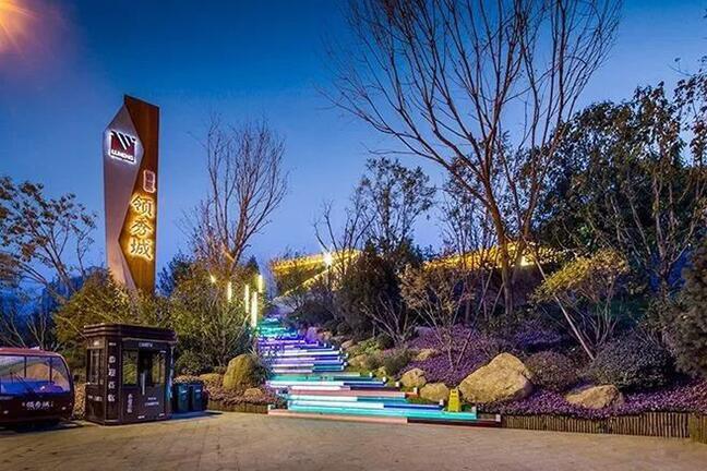 酒店室外標(biāo)識(shí)牌包括哪些類型--【巨匠標(biāo)識(shí)，標(biāo)識(shí)制作廠家】