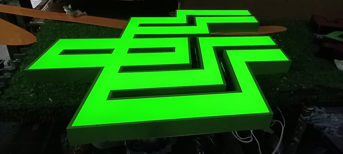 中國(guó)郵政儲(chǔ)蓄銀行門(mén)頭招牌工廠案例--【巨匠標(biāo)識(shí)，標(biāo)識(shí)制作廠家】