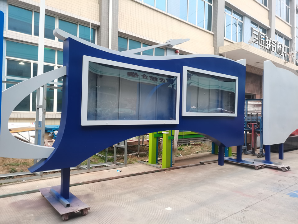 戶外廣告標(biāo)識標(biāo)牌加固措施，壽命長——【巨匠標(biāo)識，標(biāo)識制作廠家】